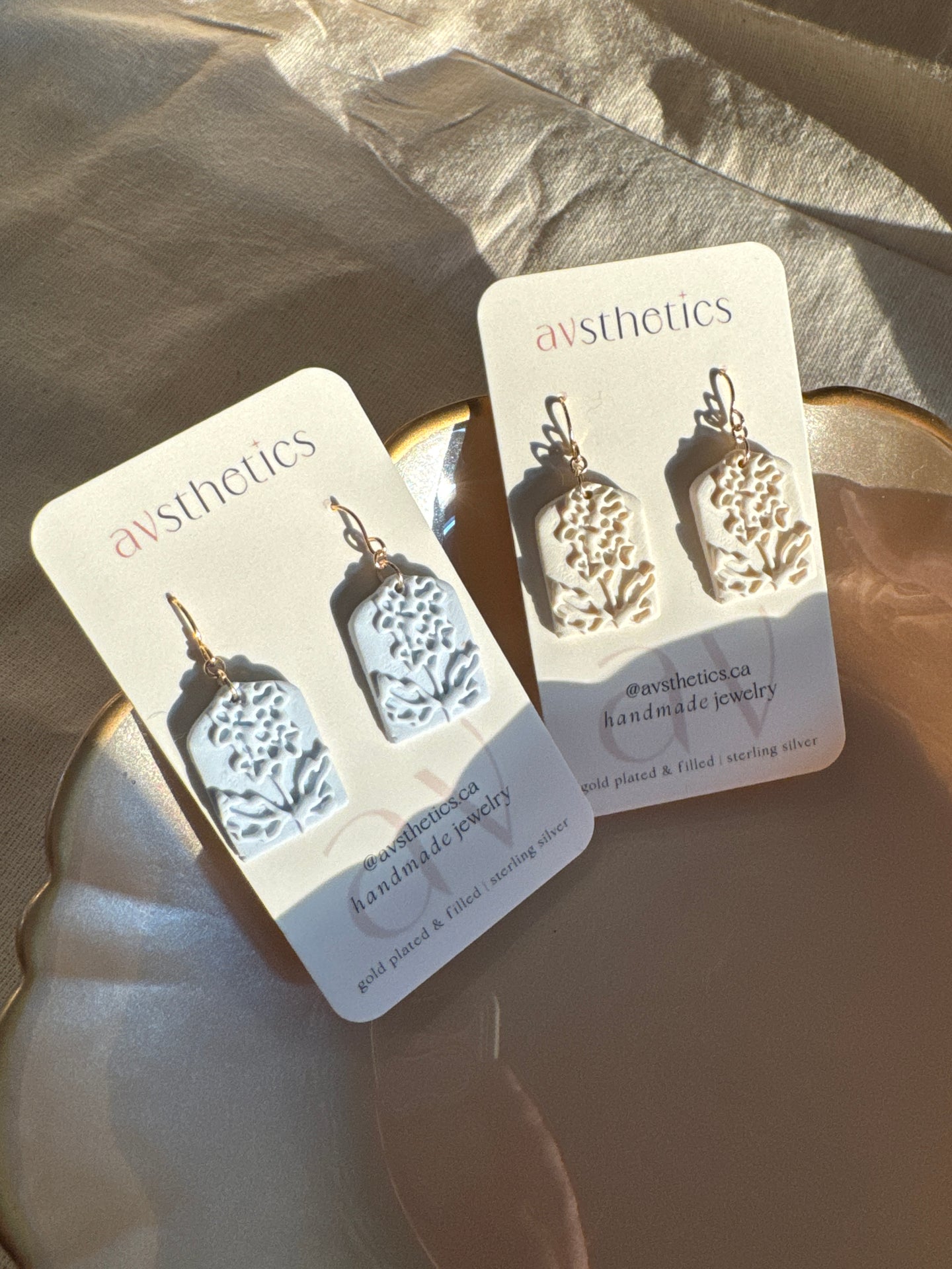 Textured Hydrangea Arch Dangles